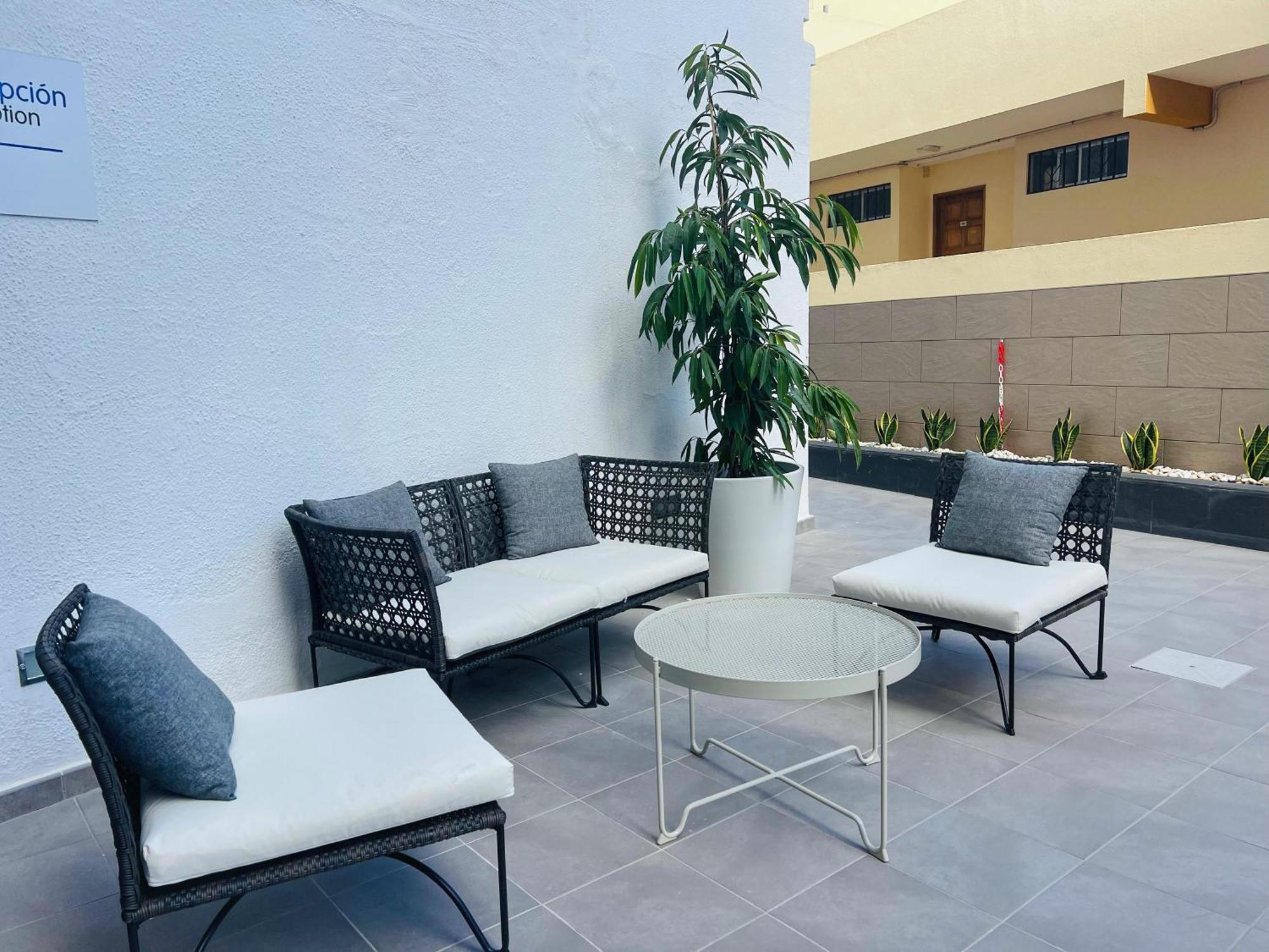 Apartamentos Fayna プラヤ・デル・イングレス エクステリア 写真