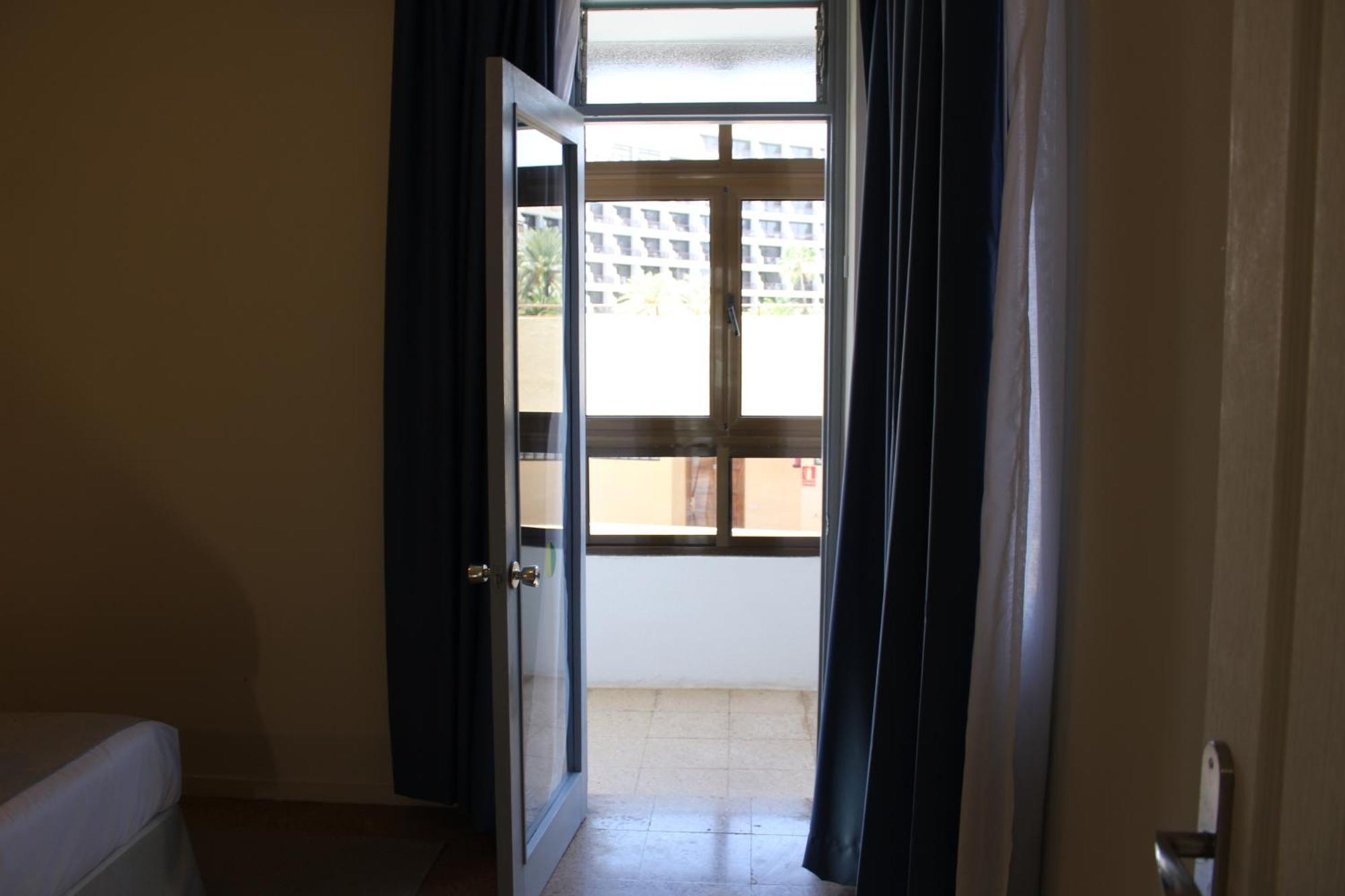 Apartamentos Fayna プラヤ・デル・イングレス 部屋 写真