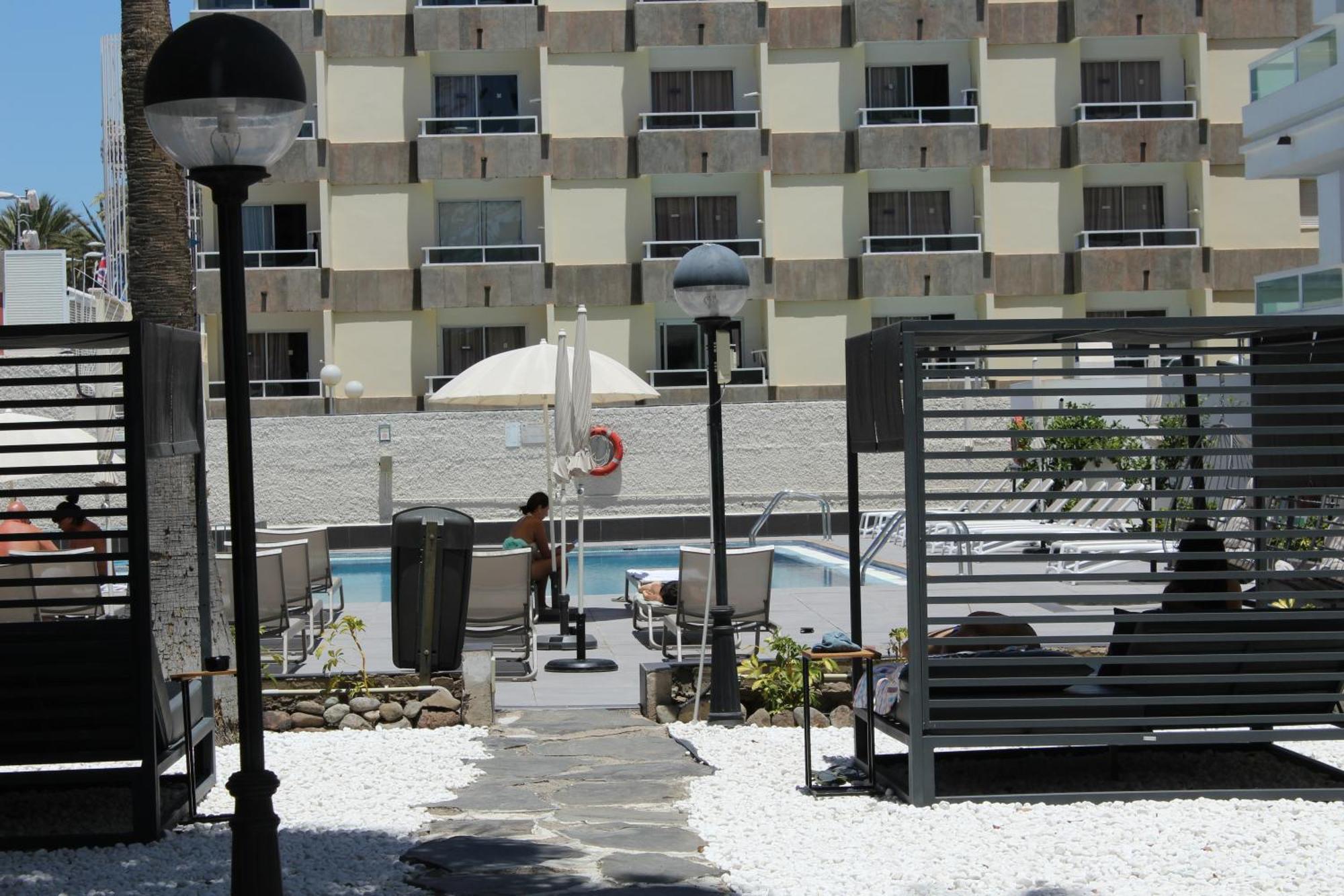 Apartamentos Fayna プラヤ・デル・イングレス エクステリア 写真