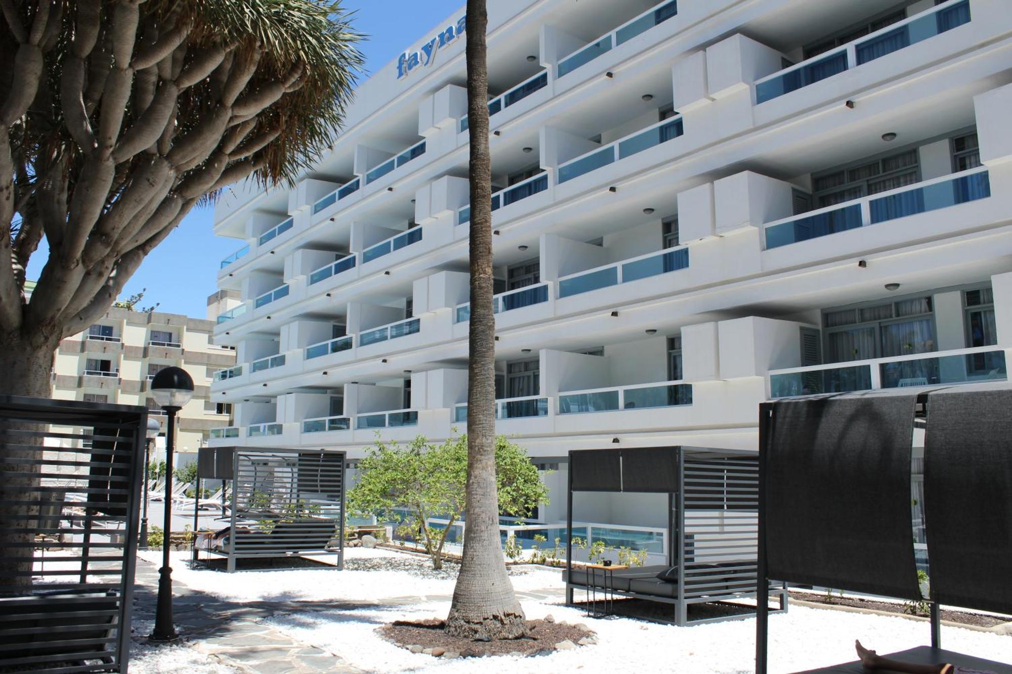 Apartamentos Fayna プラヤ・デル・イングレス エクステリア 写真
