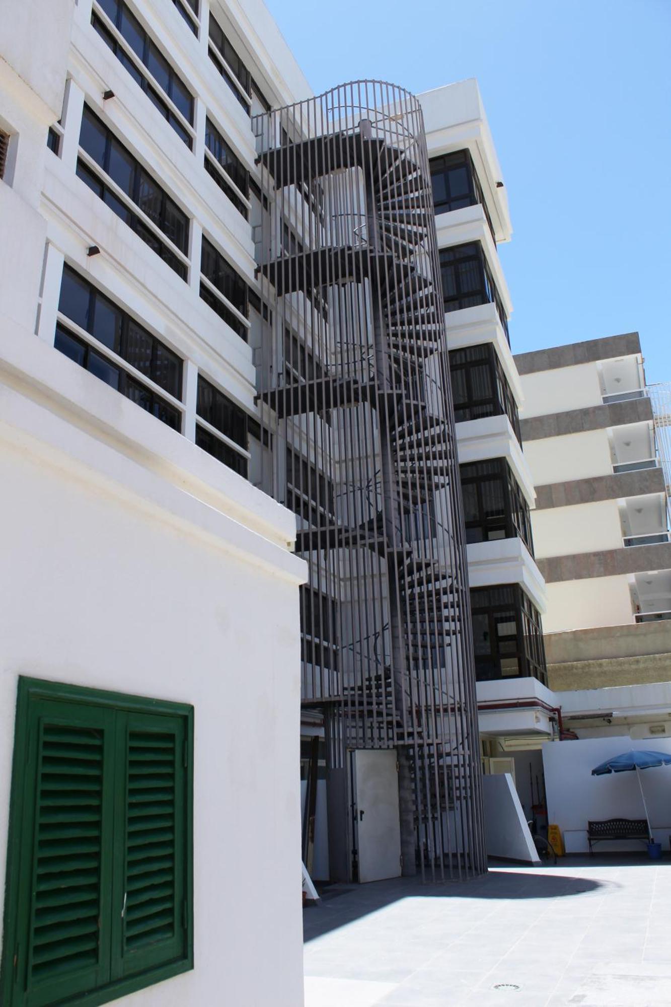 Apartamentos Fayna プラヤ・デル・イングレス エクステリア 写真