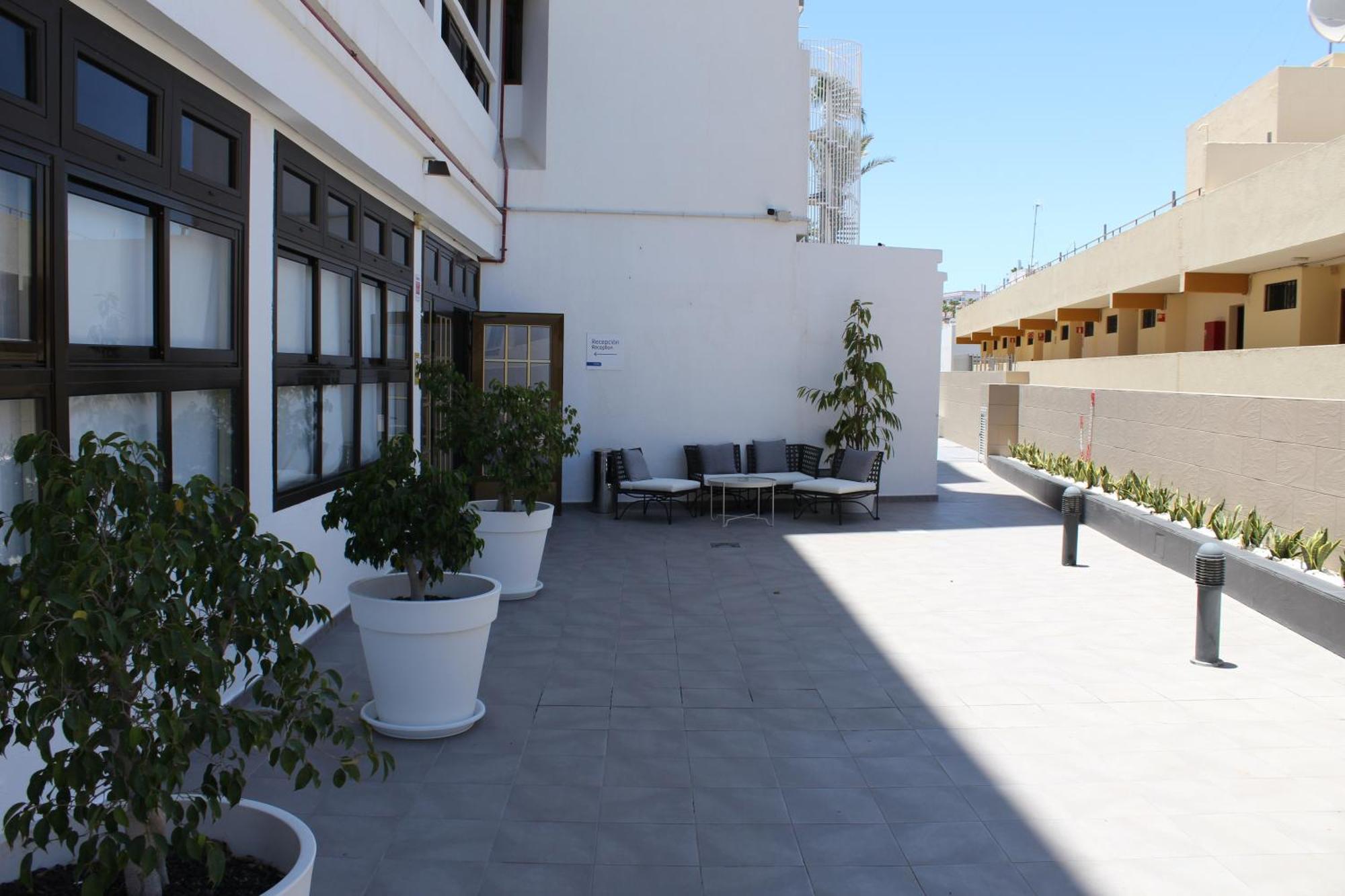 Apartamentos Fayna プラヤ・デル・イングレス エクステリア 写真