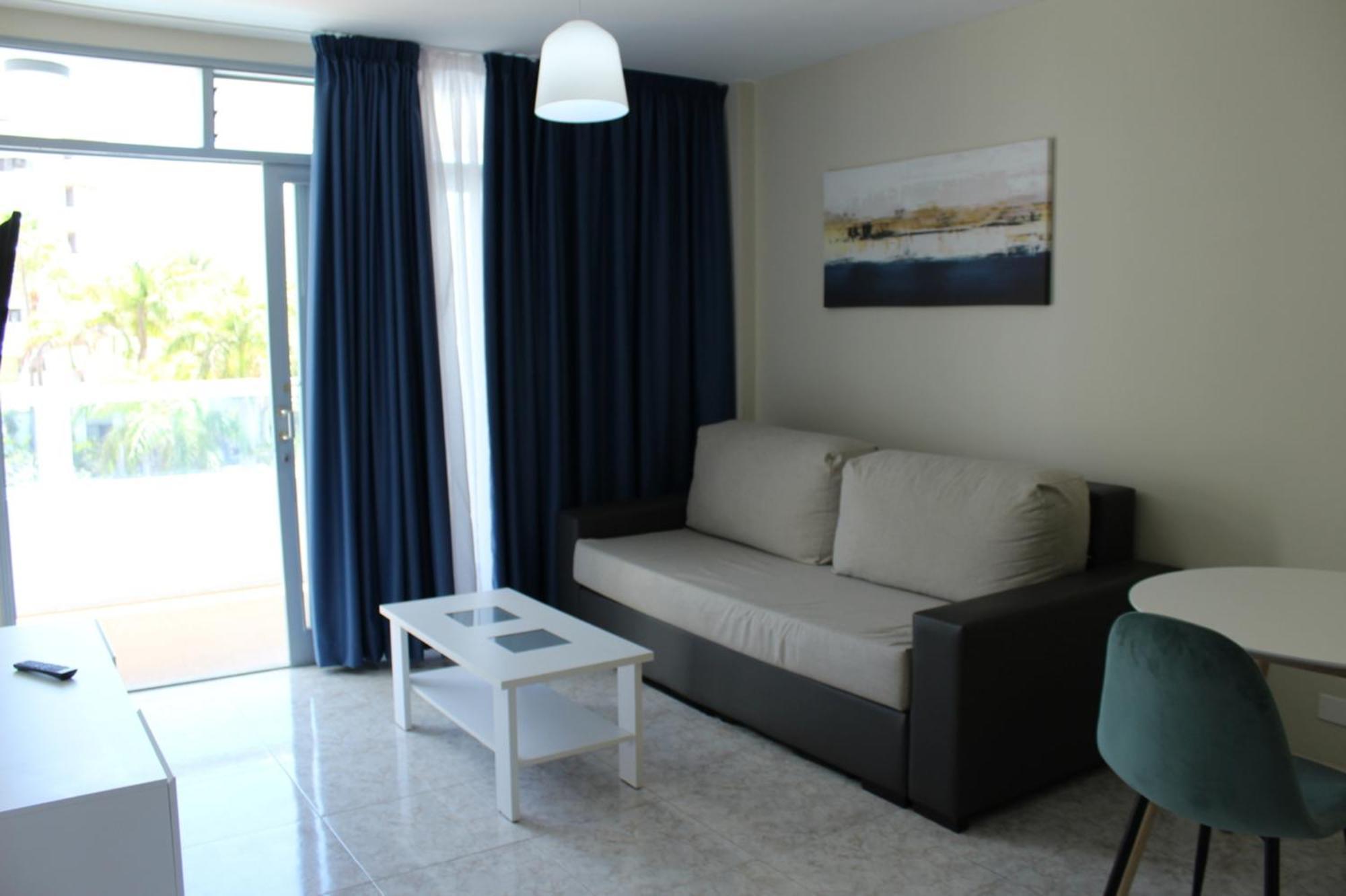 Apartamentos Fayna プラヤ・デル・イングレス エクステリア 写真